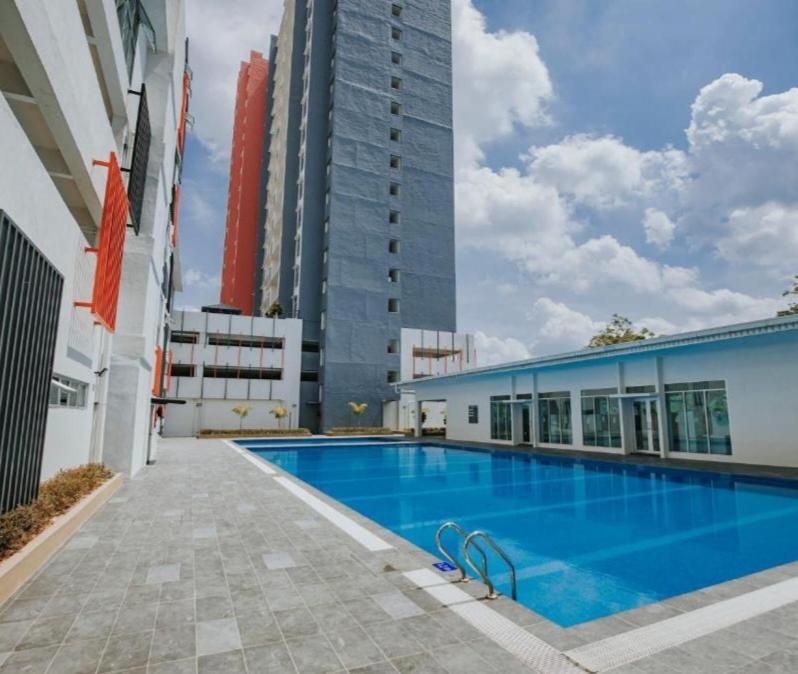 Pangsapuri The Anderson With Netflix & Astro