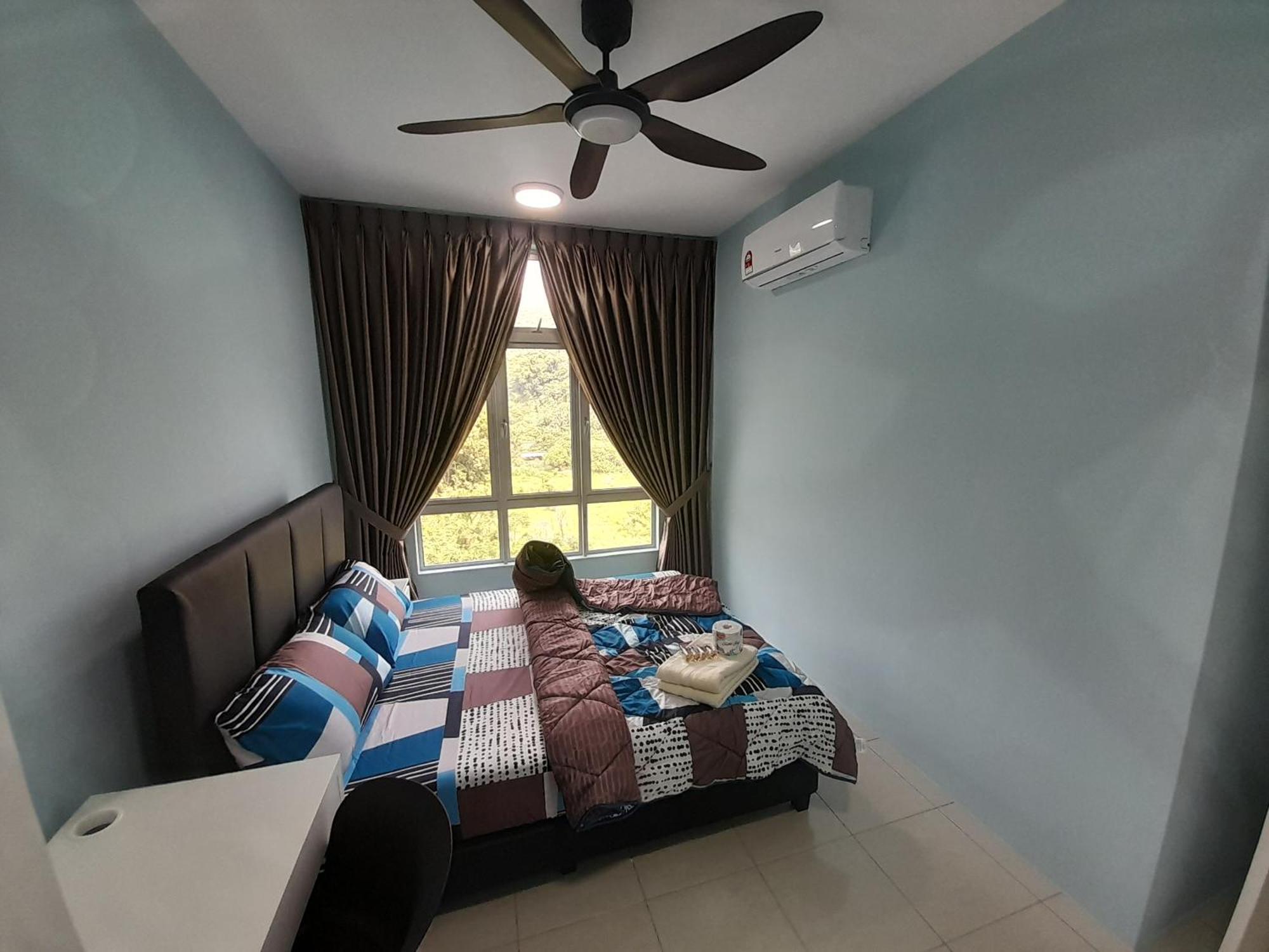 Pangsapuri The Anderson With Netflix & Astro